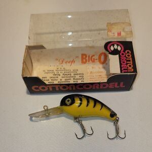 Cotton Cordell Yellow and Black Fishing Lure